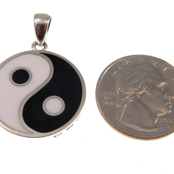 Handcrafted Solid 925 Sterling Silver Yin Yang & Pentacle Reversable Pendant - Picture 2 of 5